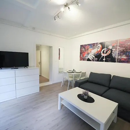 Апартаменты Modern In Шварценбек